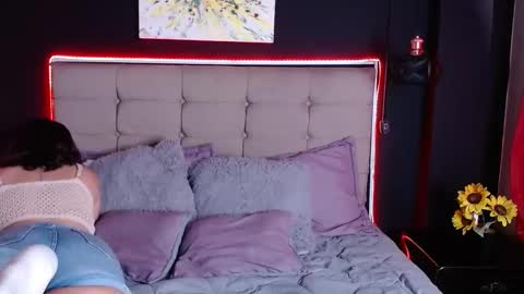 CALL ME  CHARLOTTE online show from February 2025 07:17:02 PM