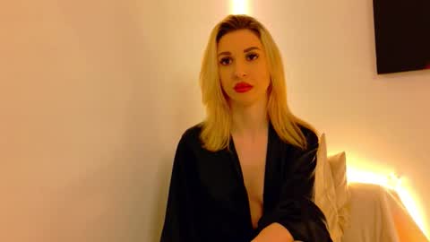 Anastasia online show from March 2026 06:28:01 AM