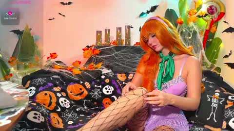 Sia 3 online show from October 2025 12:35:01 AM