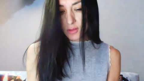 Snapshot of siaconna chatting on October 2025 07:27:02 AM Siaconna online show from October 2025 07:27:02 AM