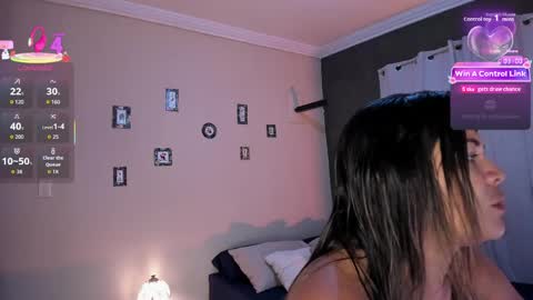 Snapshot of siamilff chatting on May 2026 12:55:02 PM SIa online show from May 2026 12:55:02 PM