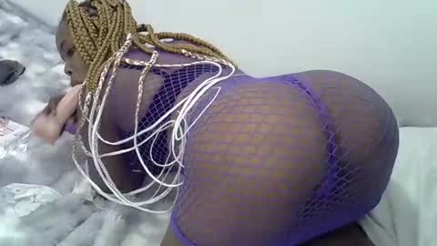 Snapshot of sianrazia_ chatting on September 2025 09:16:01 PM Sianrazia online show from September 2025 09:16:01 PM