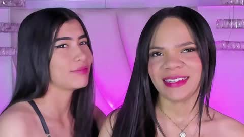 Siara and Zoe tattoo online show from May 2026 10:37:02 PM