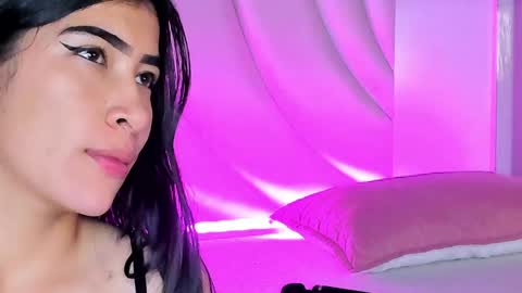 Siara and Zoe tattoo online show from May 2026 01:13:01 AM