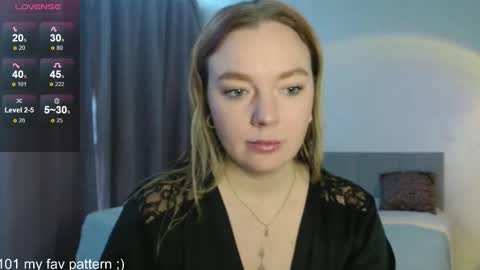Snapshot of siberian_girl_ chatting on March 2026 03:45:02 AM Eva online show from March 2026 03:45:02 AM