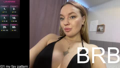 Snapshot of siberian_girl_ chatting on April 2026 02:10:01 AM Eva online show from April 2026 02:10:01 AM