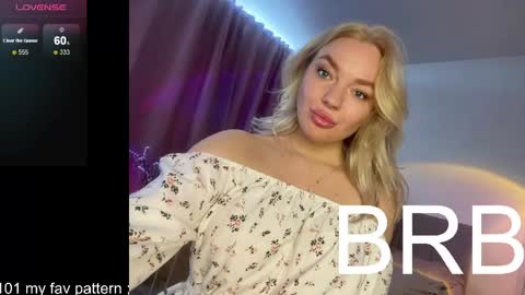Snapshot of siberian_girl_ chatting on April 2026 01:19:02 AM Eva online show from April 2026 01:19:02 AM