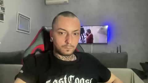 sidvicious23cm online show from February 2026 09:52:01 PM