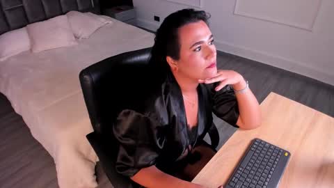 Siena Rosewood online show from November 2025 03:38:01 AM