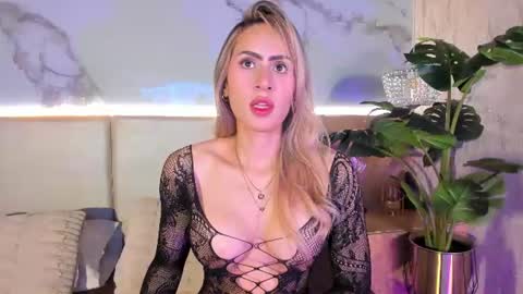 sienna belluccii online show from August 2026 11:12:02 AM