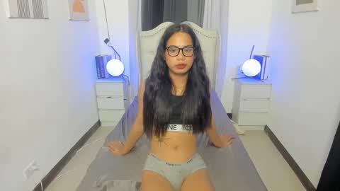 JiwelLyra online show from February 2026 10:29:01 AM