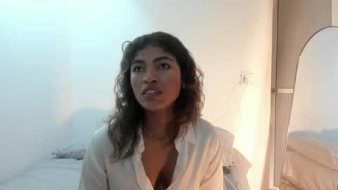 sienna_glow online show from May 2026 02:26:01 PM