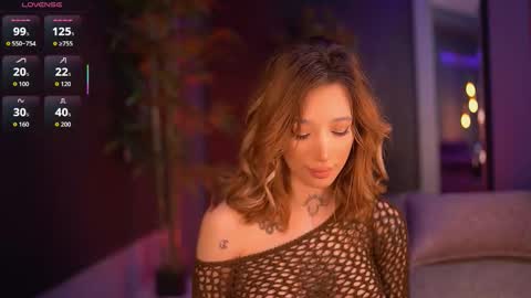 Sienna online show from October 2025 05:25:02 PM