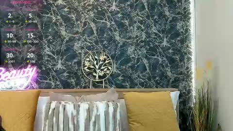 Snapshot of sierra_quinn chatting on March 2026 05:42:02 PM Sierra online show from March 2026 05:42:02 PM