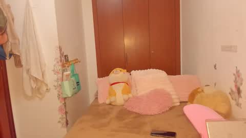 sierra_violet online show from May 2026 06:13:02 PM