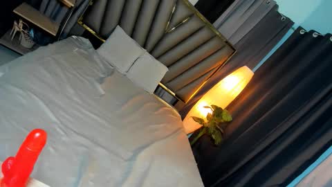 Snapshot of sierracoxriches chatting on September 2025 10:51:01 AM Belle online show from September 2025 10:51:01 AM