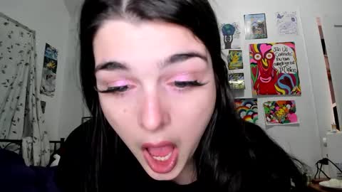 Snapshot of sierrasquirter chatting on December 2024 04:42:01 AM Sierra online show from December 2024 04:42:01 AM