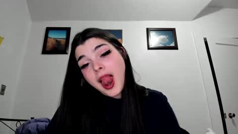 Snapshot of sierrasquirter chatting on January 2025 04:26:01 AM Sierra online show from January 2025 04:26:01 AM