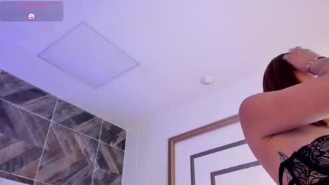 Snapshot of sierrataylor1 chatting on October 2025 12:30:02 AM online show from October 2025 12:30:02 AM