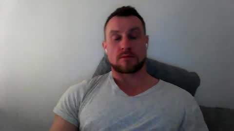 Snapshot of siggurd7one chatting on December 2024 04:43:01 PM Orlando online show from December 2024 04:43:01 PM