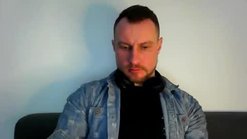 Snapshot of siggurd7one chatting on February 2025 05:18:02 PM Orlando online show from February 2025 05:18:02 PM
