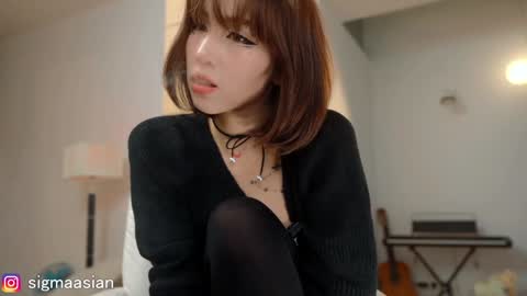 OF   instagram sigmaasian twitter sigmasian online show from January 2025 03:31:02 AM