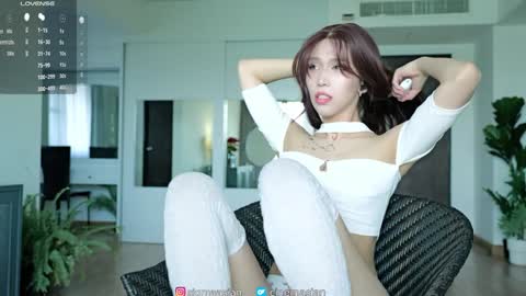 OF   instagram sigmaasian twitter sigmasian online show from October 2025 04:32:02 AM