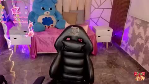 Siiam Tay online show from December 2025 03:14:02 AM