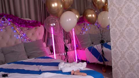 Snapshot of silascollins chatting on December 2024 05:14:02 AM SilasCollins online show from December 2024 05:14:02 AM