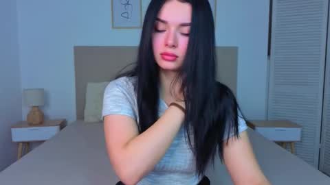  Silena online show from January 2026 02:10:01 PM