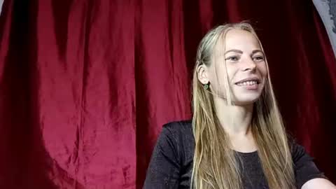 JULIANA online show from July 2026 08:33:02 PM