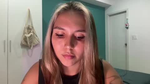 You fav Miss Si online show from March 2026 02:28:01 PM