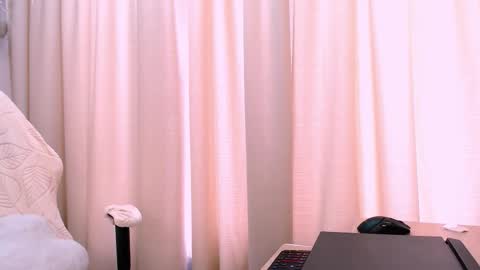 Snapshot of silk_ann chatting on March 2026 05:35:02 AM silk_ann online show from March 2026 05:35:02 AM