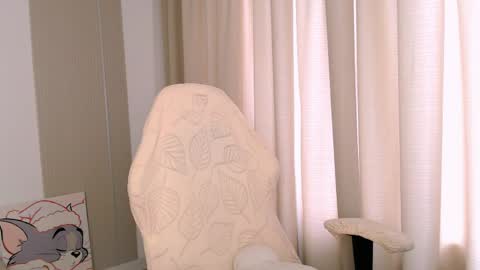 Snapshot of silk_ann chatting on April 2026 05:15:01 AM silk_ann online show from April 2026 05:15:01 AM