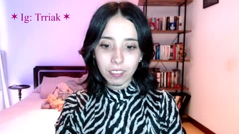 Snapshot of silkbite chatting on April 2026 10:25:02 PM silkbite online show from April 2026 10:25:02 PM