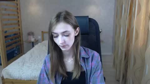 Snapshot of silkymiley chatting on September 2025 01:38:02 AM silkymiley online show from September 2025 01:38:02 AM