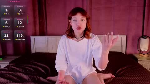 Snapshot of silly___woman chatting on November 2025 01:33:01 PM silly___woman online show from November 2025 01:33:01 PM