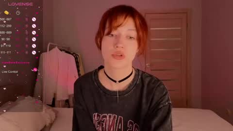 silly___woman online show from May 2026 09:47:02 AM