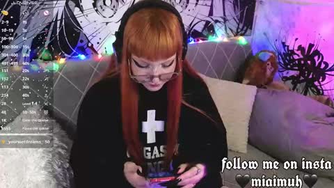 Mia online show from February 2026 10:08:01 PM