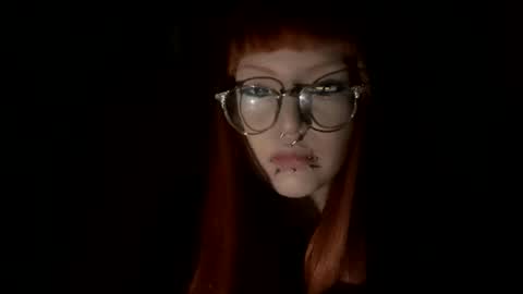 Mia online show from March 2026 01:03:01 AM