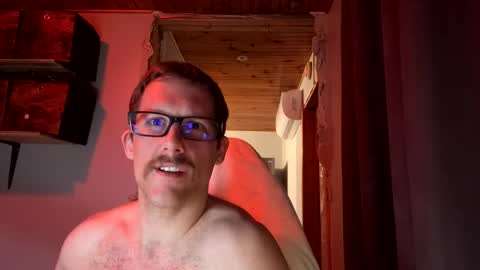 Snapshot of sillydillynewfie chatting on May 2026 07:26:01 AM Silly Dilly Newfie online show from May 2026 07:26:01 AM