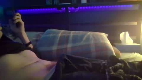 Snapshot of sillywabbit22 chatting on December 2025 08:14:01 PM Sillywabbit online show from December 2025 08:14:01 PM