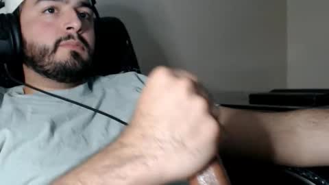 Snapshot of silva1018 chatting on October 2025 05:48:02 AM Alvaro online show from October 2025 05:48:02 AM