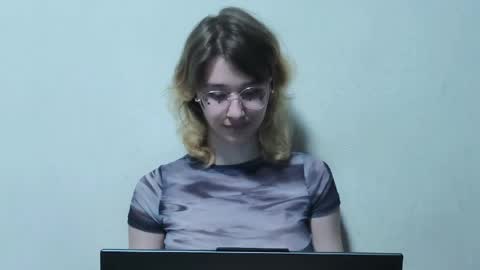 Snapshot of silvadevil chatting on May 2026 04:59:01 PM Kate online show from May 2026 04:59:01 PM