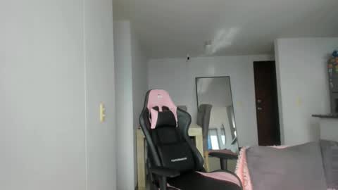 Silvana online show from October 2025 01:01:02 PM