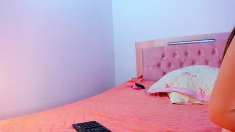 Snapshot of silvana_wenz chatting on January 2025 05:17:01 PM Silvana online show from January 2025 05:17:01 PM