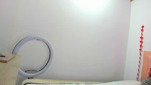 Snapshot of silvana_wenz chatting on February 2025 12:55:02 PM Silvana online show from February 2025 12:55:02 PM