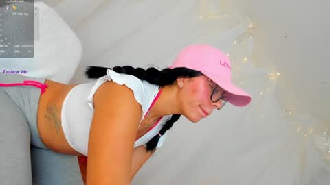 Snapshot of silvanna_moore chatting on February 2025 03:15:02 PM Silvanna online show from February 2025 03:15:02 PM