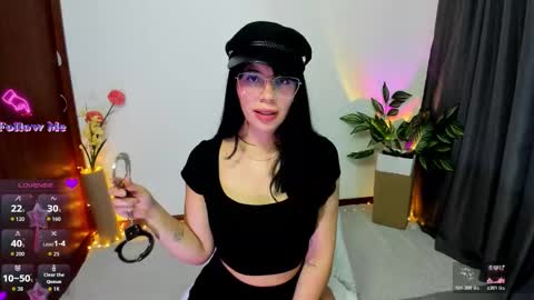 Snapshot of silvanna_moore chatting on November 2025 03:01:02 PM Silvanna online show from November 2025 03:01:02 PM