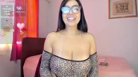 Snapshot of silver__love chatting on December 2024 02:11:01 PM Silver online show from December 2024 02:11:01 PM